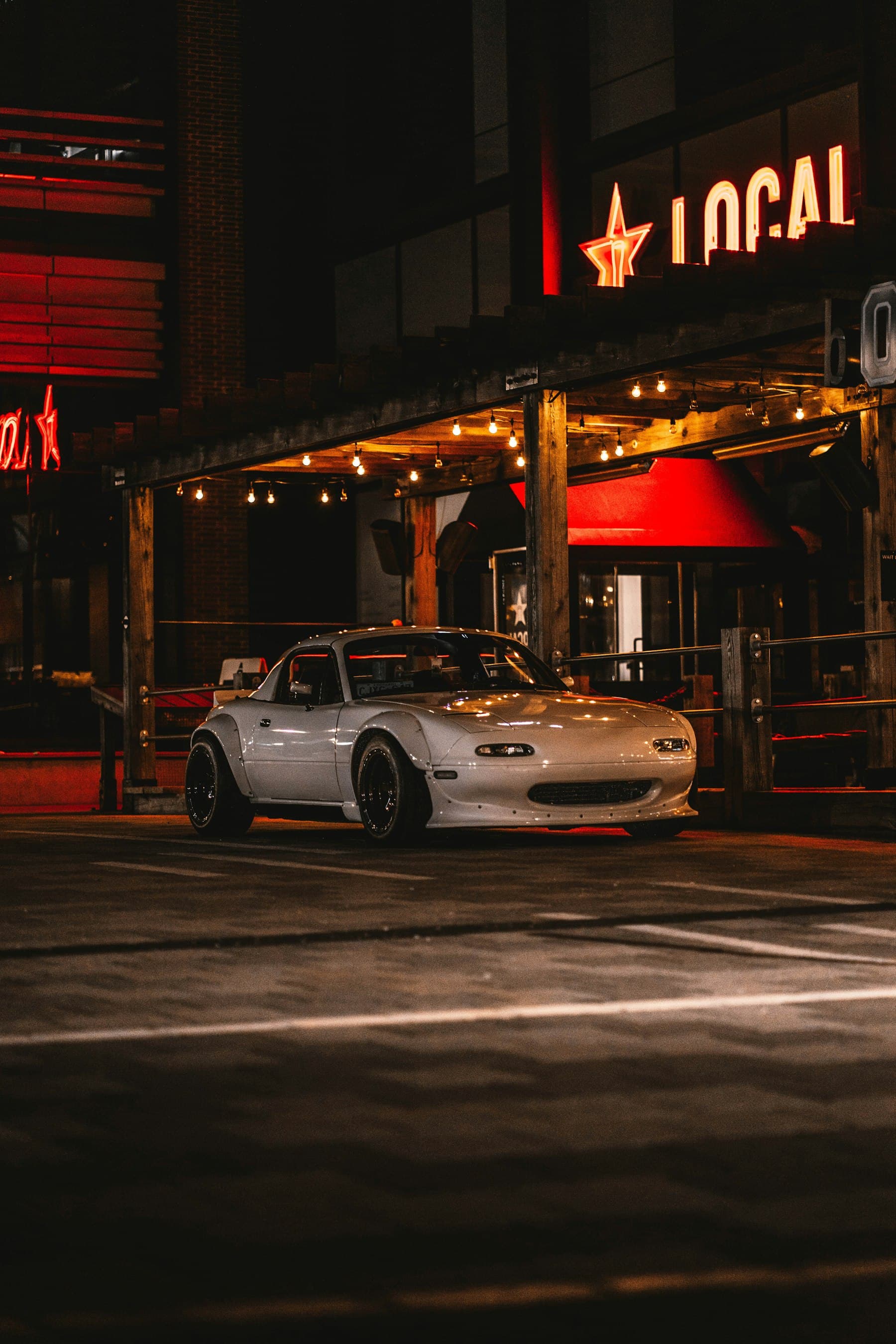 911